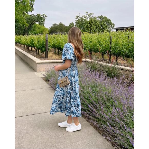 Abercrombie & Fitch Dresses & Skirts - Abercrombie & Fitch Emerson Poplin Puff Sleeve Midi Dress – Blue White Floral